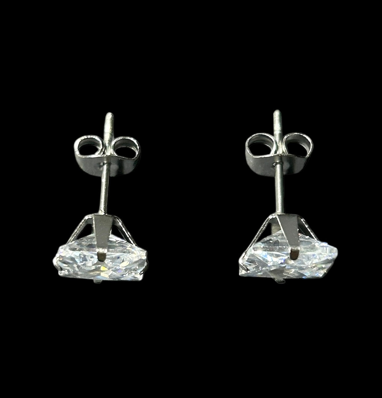 シルバー プリンセスカット ピアス