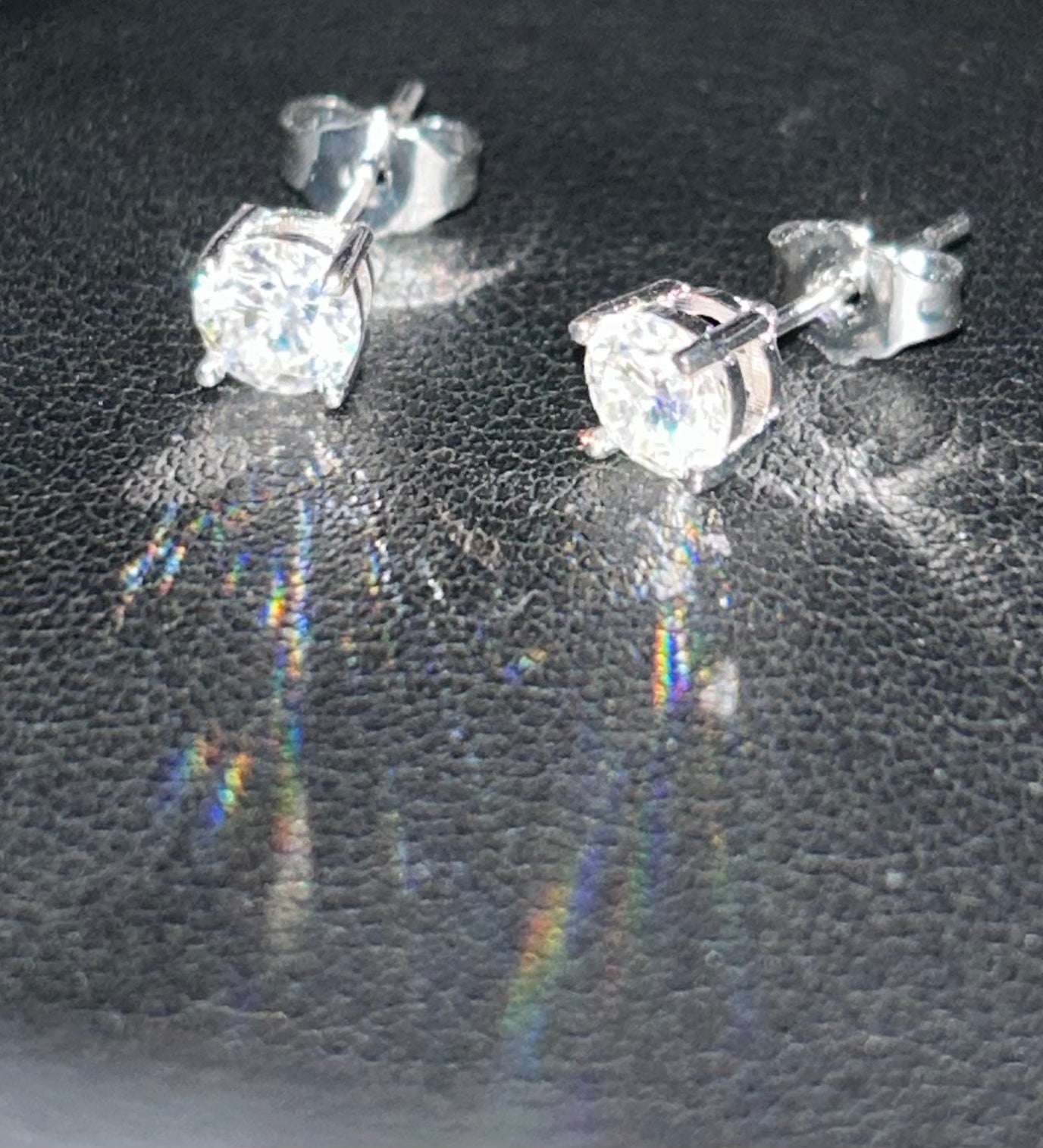 Moissanite Piercing