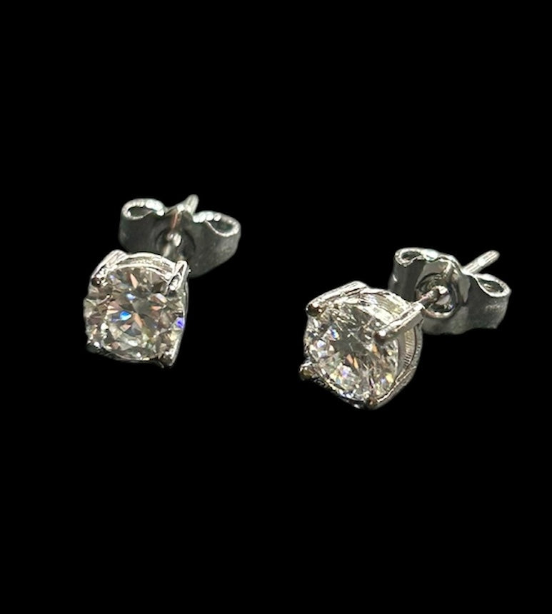 Moissanite Piercing